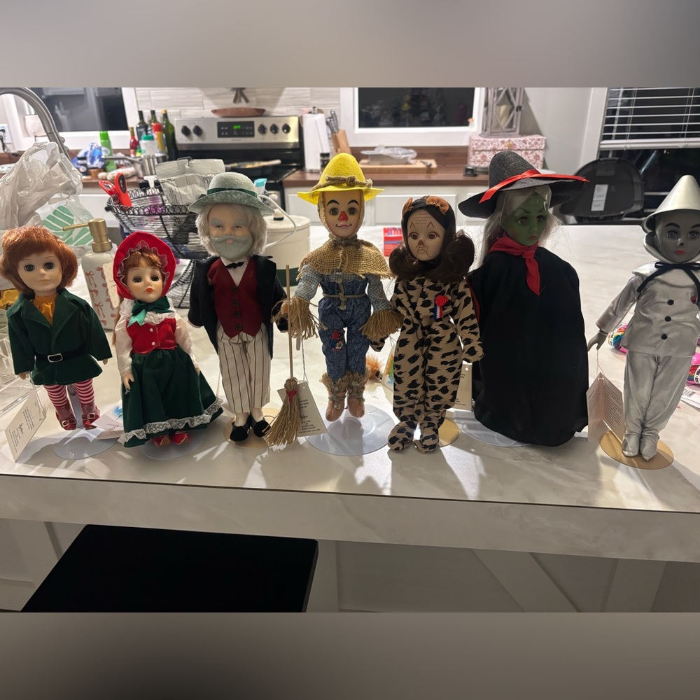 Set of Wizard of Oz Themed Dolls